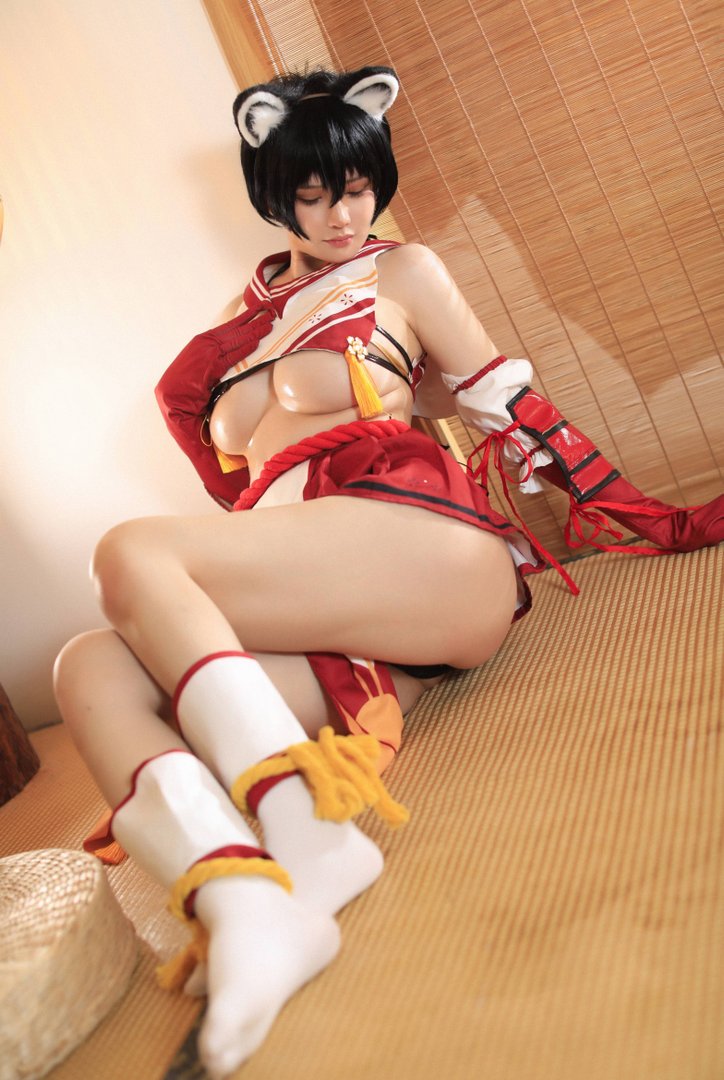 前羽_rr - 美女写真图集打包下载11套 - 前羽_rr NO.011 碧蓝档案 春日椿 [33P／35MB]