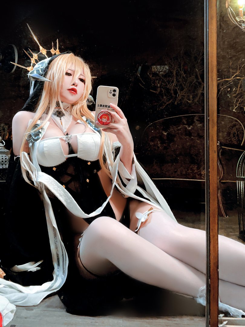 半半子BANBANKO - インプラカブル 修道女 - 自撮