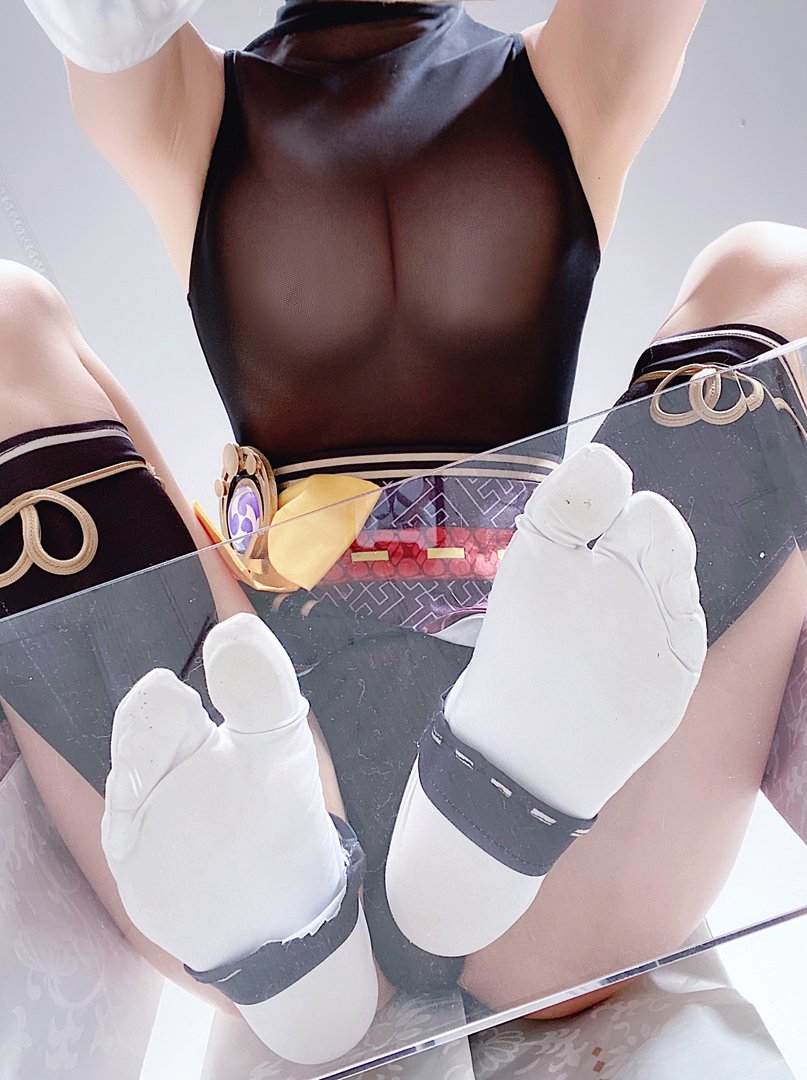 水淼Aqua - Fantia 2021年11月-2022年10月套图合集(25套) - [2022-01-16] 🏹九条裟羅⚡️