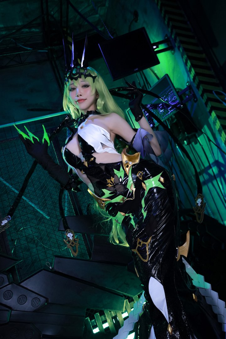 水淼Aqua - Fantia 2021年11月-2022年10月套图合集(25套) - [2022-05-09] メビウス