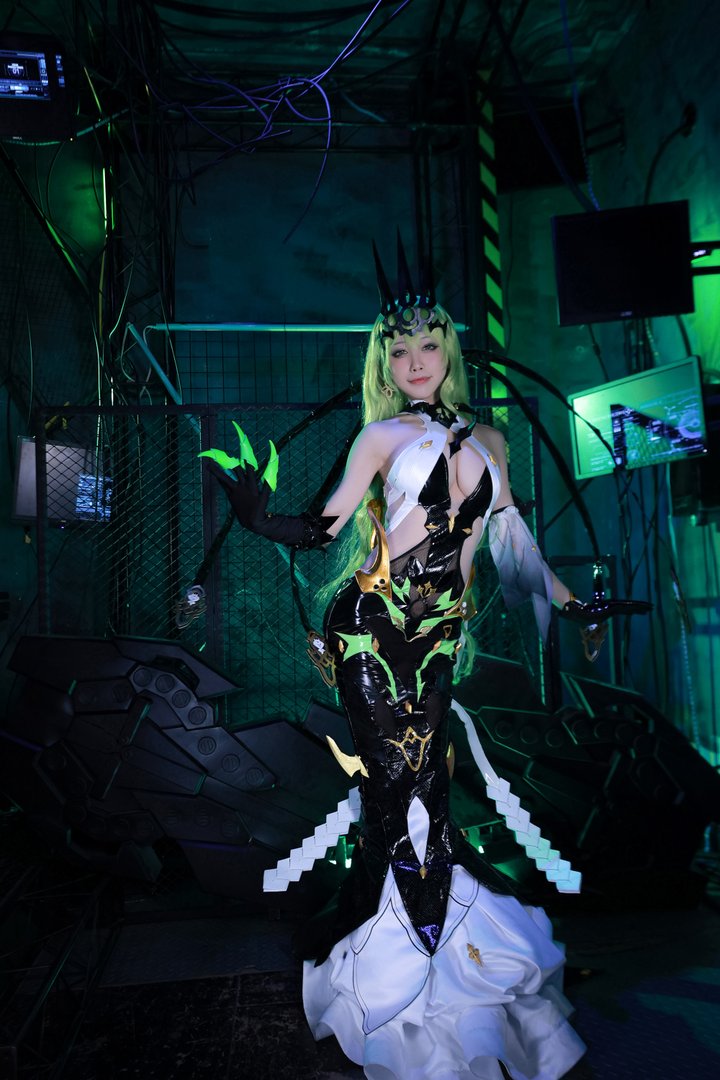 水淼Aqua - Fantia 2021年11月-2022年10月套图合集(25套) - [2022-05-09] メビウス