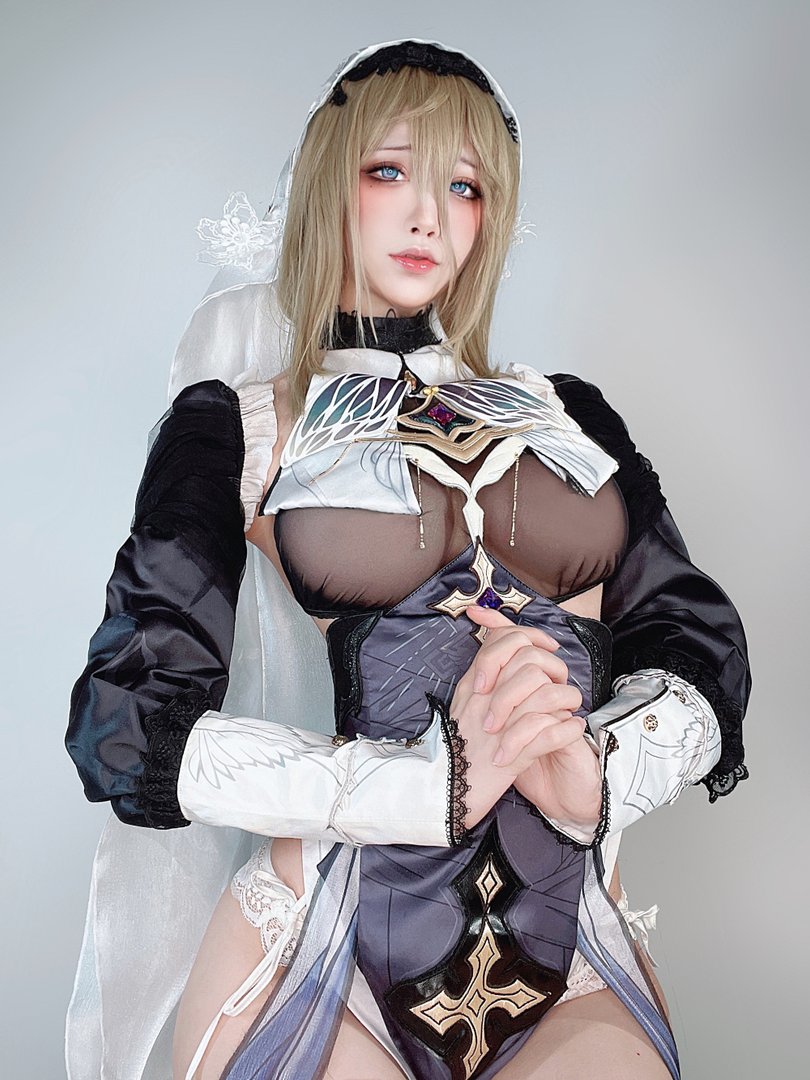 水淼Aqua - Fantia 2021年11月-2022年10月套图合集(25套) - [2022-08-30] Aponia