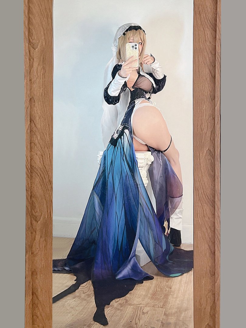 水淼Aqua - Fantia 2021年11月-2022年10月套图合集(25套) - [2022-08-30] Aponia