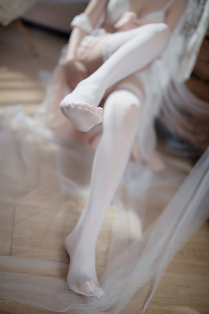 洛桑W伊梓 - 美女写真图集合集打包下载9套 - 洛桑w伊梓 NO.003 暖冬日记 [32P 208MB]-美图