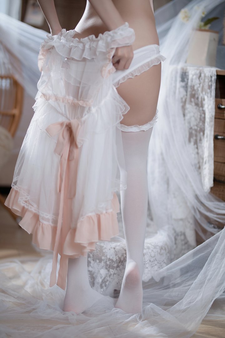 洛桑W伊梓 - 美女写真图集合集打包下载9套 - 洛桑w伊梓 NO.003 暖冬日记 [32P 208MB]