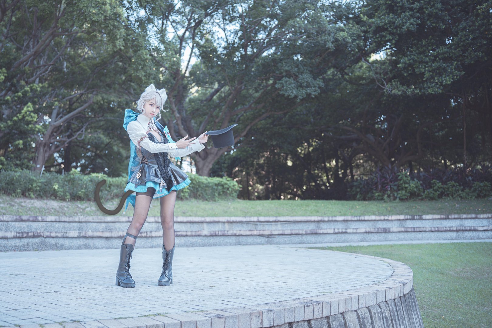 慕慕momo - 004 – 慕慕Momo-原神 Genshin 琳妮特的色情魔術 室外 [34P]