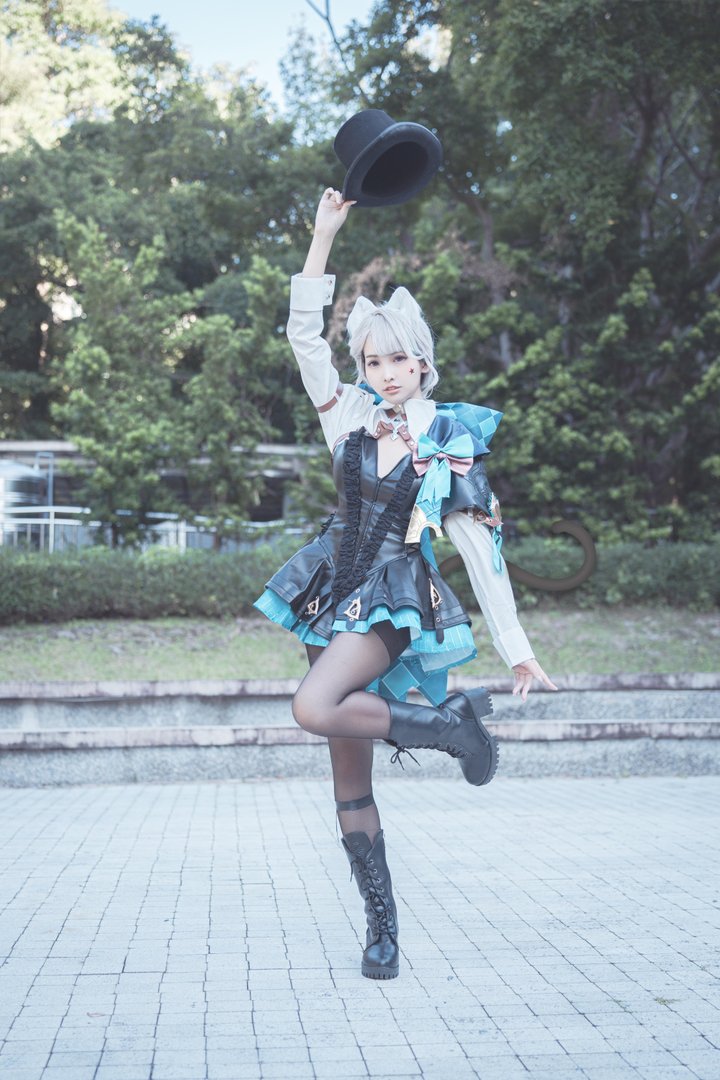 慕慕momo - 004 – 慕慕Momo-原神 Genshin 琳妮特的色情魔術 室外 [34P]