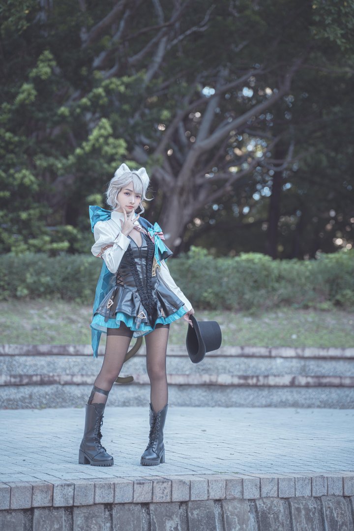 慕慕momo - 004 – 慕慕Momo-原神 Genshin 琳妮特的色情魔術 室外 [34P]