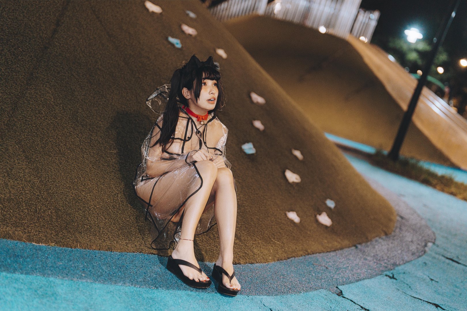 慕慕momo - 006 – 慕慕Momo-溜雨衣貓貓 [48P]