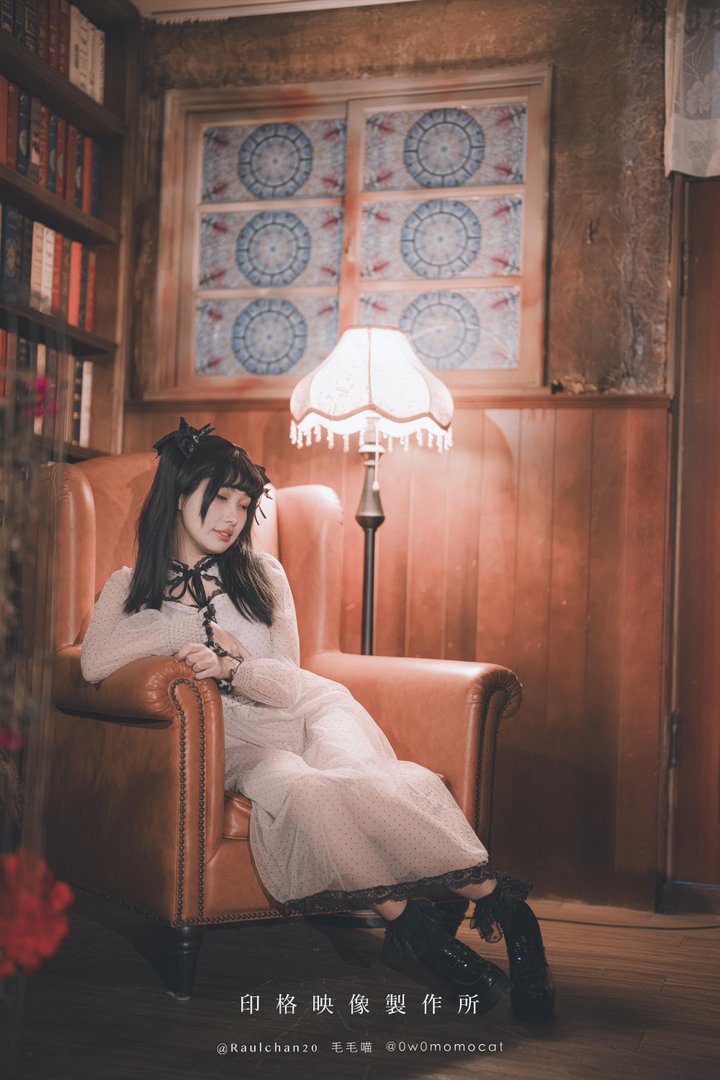 慕慕momo - 014 – 慕慕Momo-你的玩偶女孩 [46P]