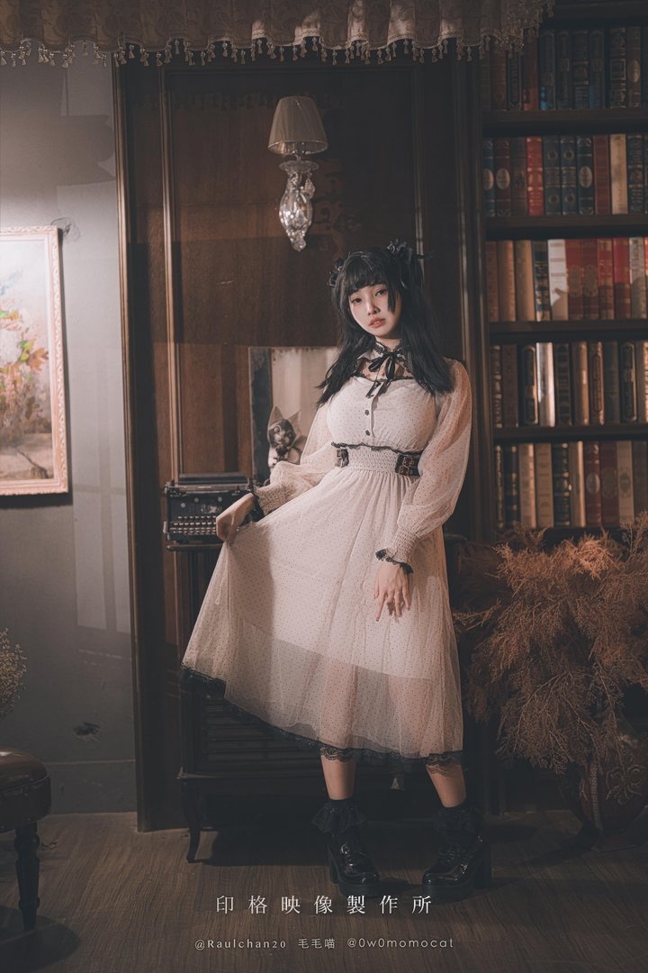 慕慕momo - 014 – 慕慕Momo-你的玩偶女孩 [46P]