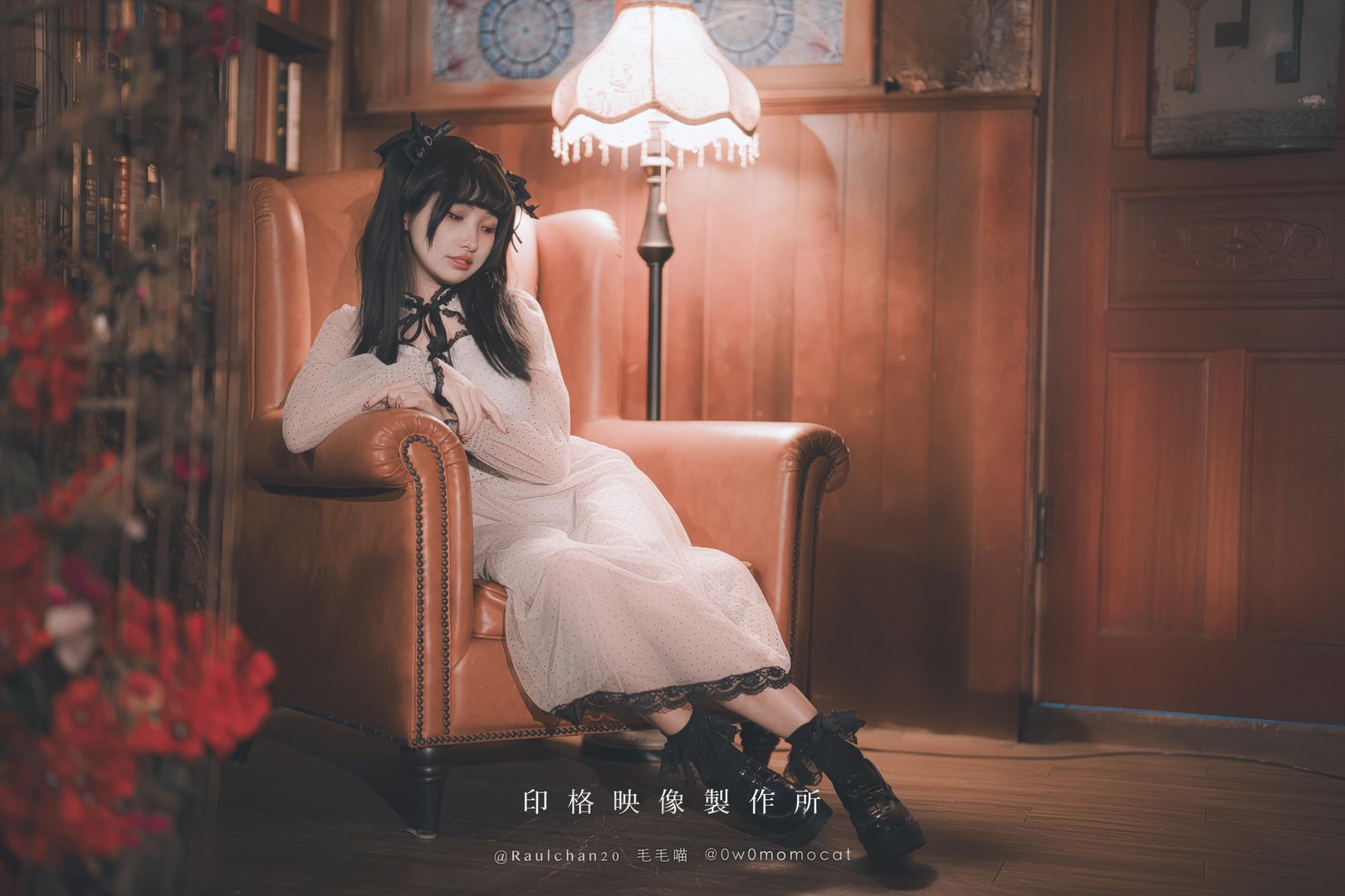 慕慕momo - 014 – 慕慕Momo-你的玩偶女孩 [46P]