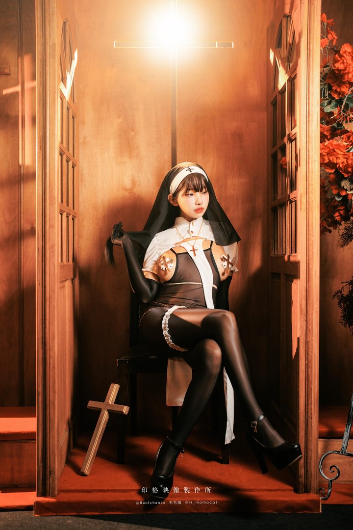 慕慕momo - 015 – 慕慕Momo-肉體淨化世間罪惡 [52P]