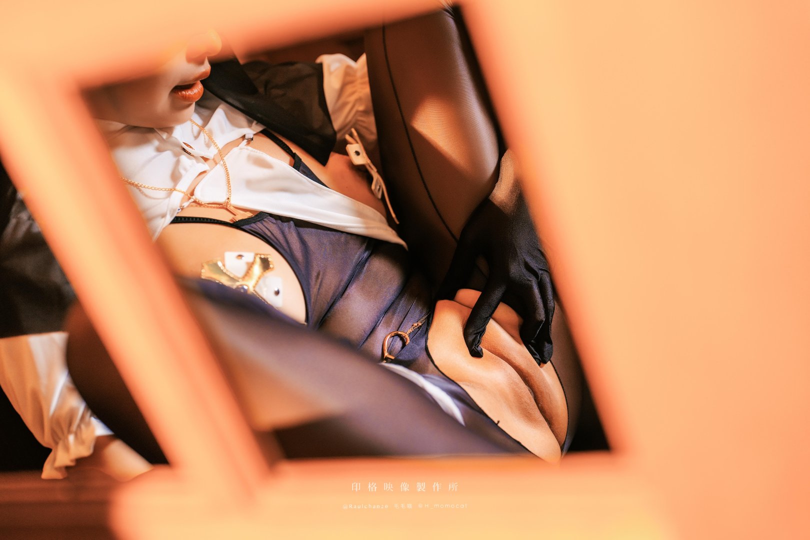 慕慕momo - 015 – 慕慕Momo-肉體淨化世間罪惡 [52P]