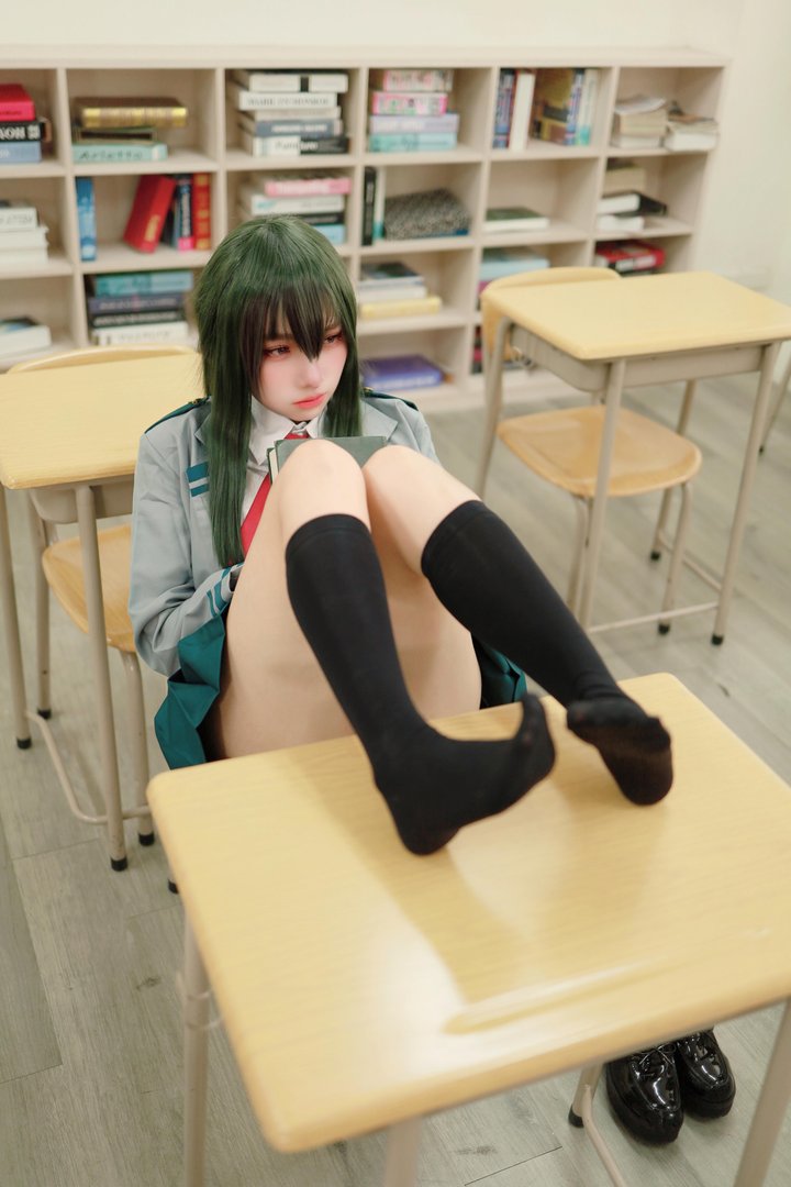 慕慕momo - 016 – 慕慕Momo-蛙吹梅雨 學生服 Asui Tsuyu [27P]