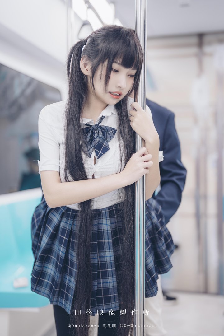 慕慕momo - 017 – 慕慕Momo-ﯞ_ 電車通學少女 ﰯ_ [64P6V]