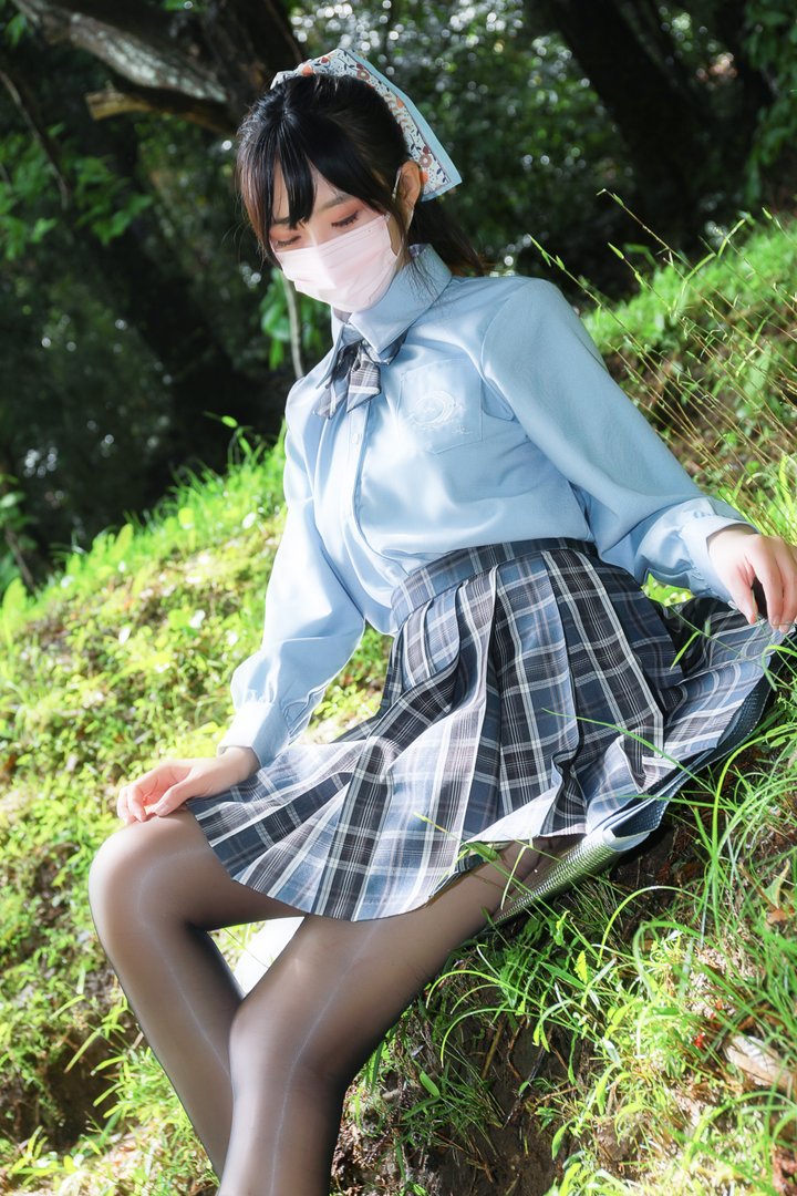 李佳 [1185P-4.87GB] - NO.002 JK森林（正片）[53P-334MB]