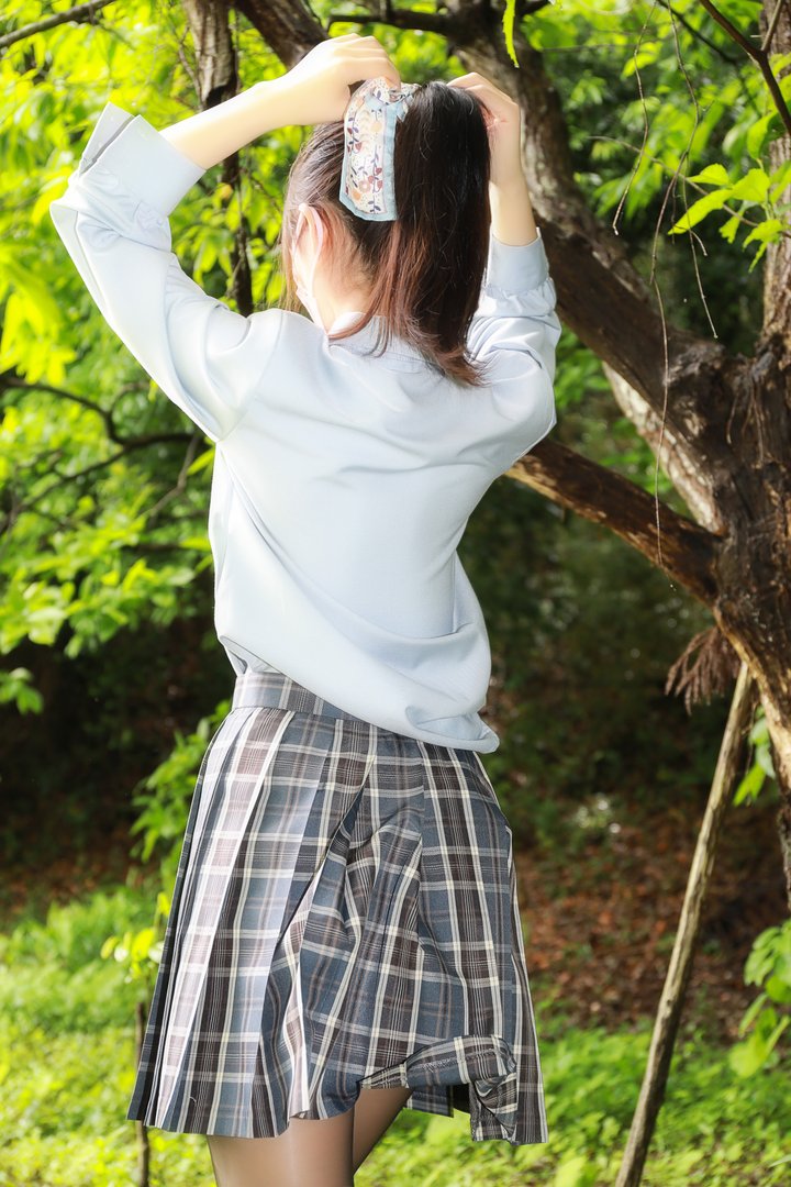 李佳 [1185P-4.87GB] - NO.002 JK森林（正片）[53P-334MB]