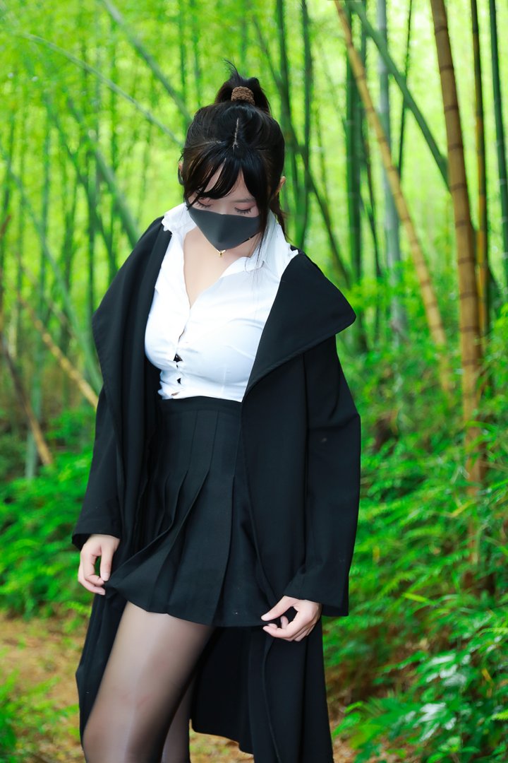 李佳 [1185P-4.87GB] - NO.007 黑百褶裙森林（正片）[58P-349MB]-美图