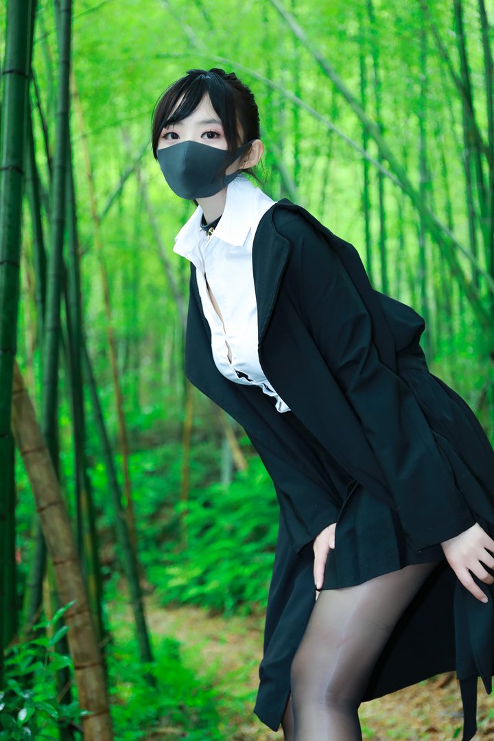 李佳 [1185P-4.87GB] - NO.007 黑百褶裙森林（正片）[58P-349MB]