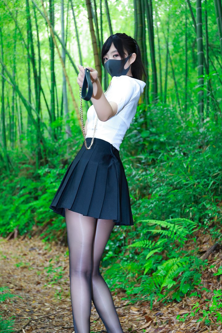 李佳 [1185P-4.87GB] - NO.007 黑百褶裙森林（正片）[58P-349MB]