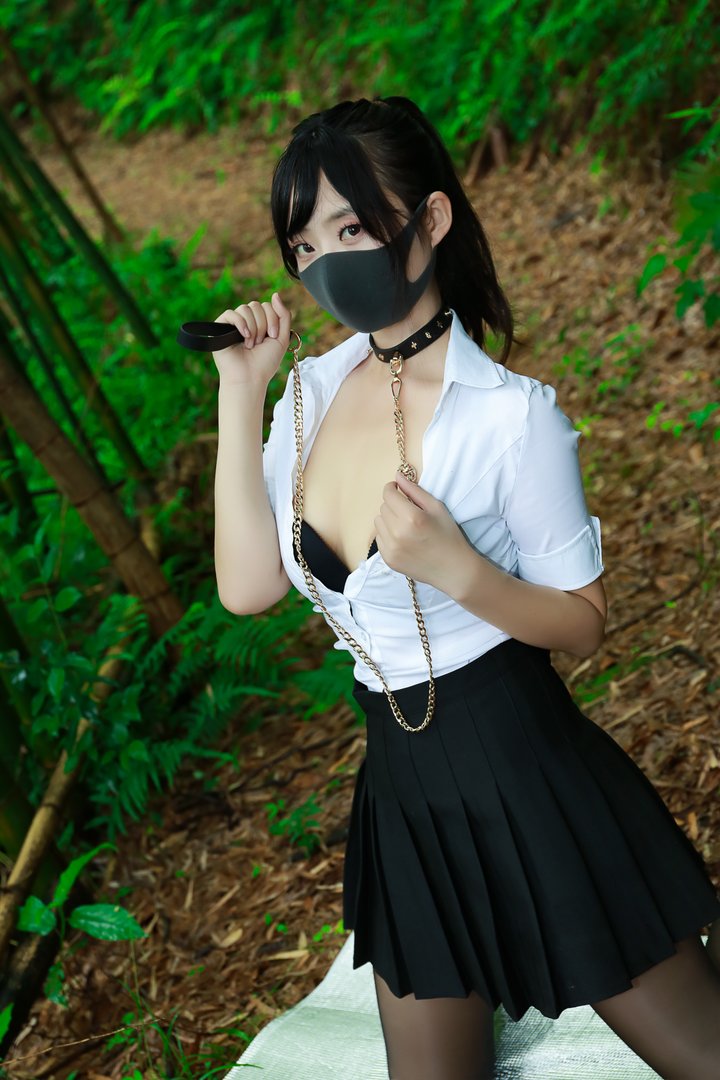 李佳 [1185P-4.87GB] - NO.007 黑百褶裙森林（正片）[58P-349MB]