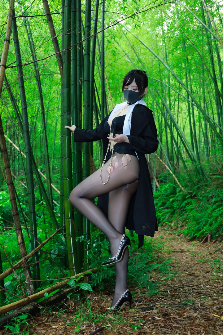 李佳 [1185P-4.87GB] - NO.007 黑百褶裙森林（正片）[58P-349MB]