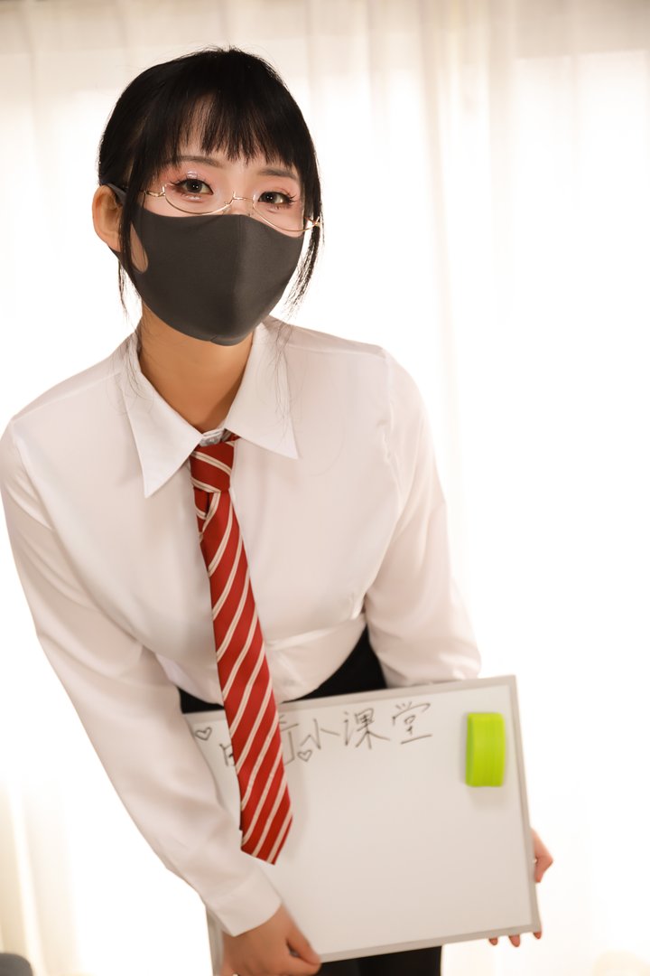 李佳 [1185P-4.87GB] - NO.016 教师（正片）[88P-258MB]