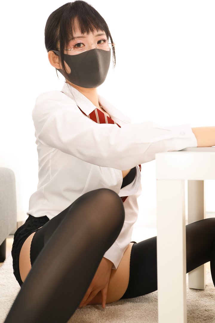 李佳 [1185P-4.87GB] - NO.016 教师（正片）[88P-258MB]