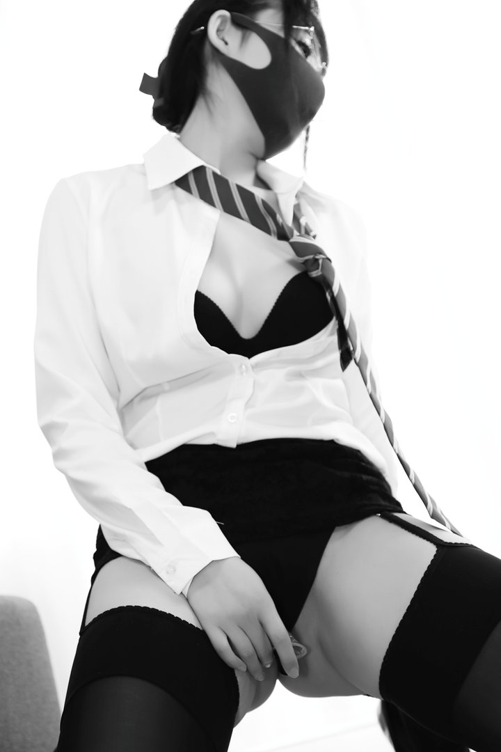 李佳 [1185P-4.87GB] - NO.016 教师（正片）[88P-258MB]