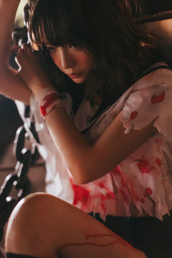 疯猫丨138 - NO.004 被囚禁的少女 [44P-57.5MB]