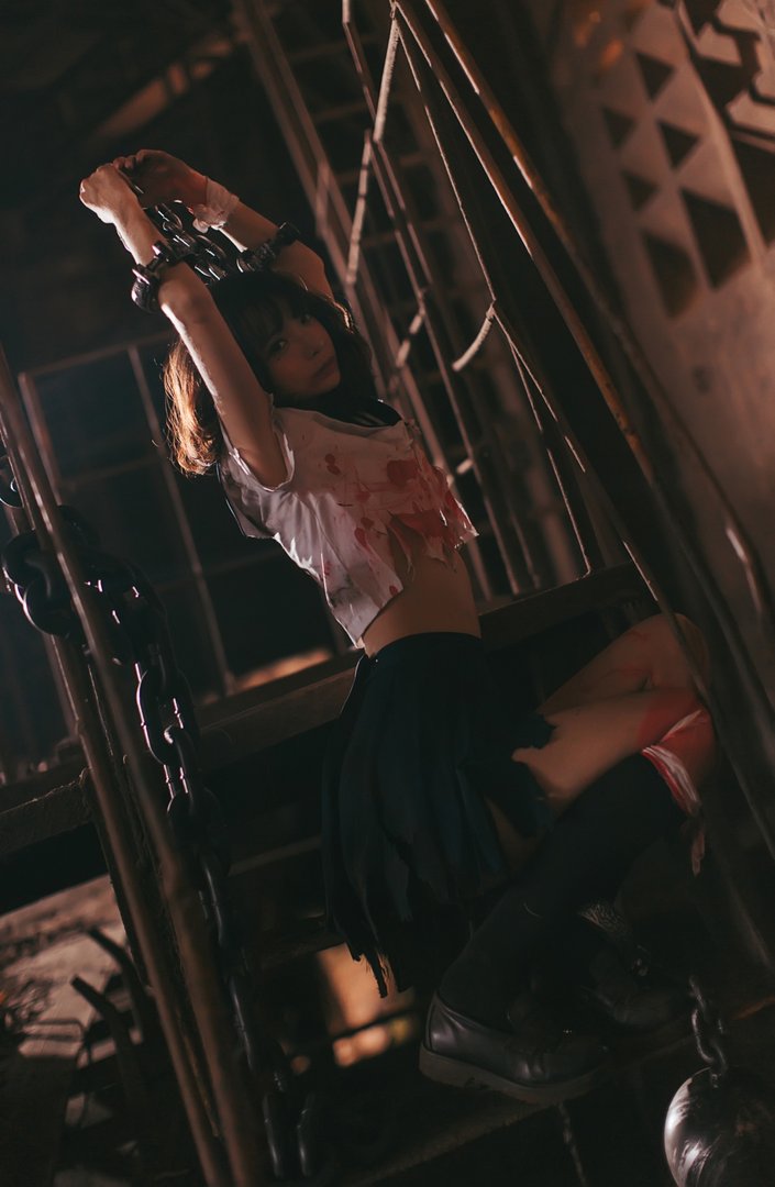 疯猫丨138 - NO.004 被囚禁的少女 [44P-57.5MB]