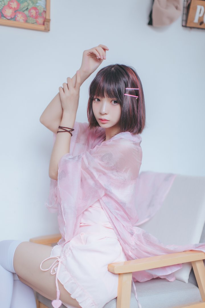 疯猫丨138 - NO.005 粉红日常 [19P-184MB]