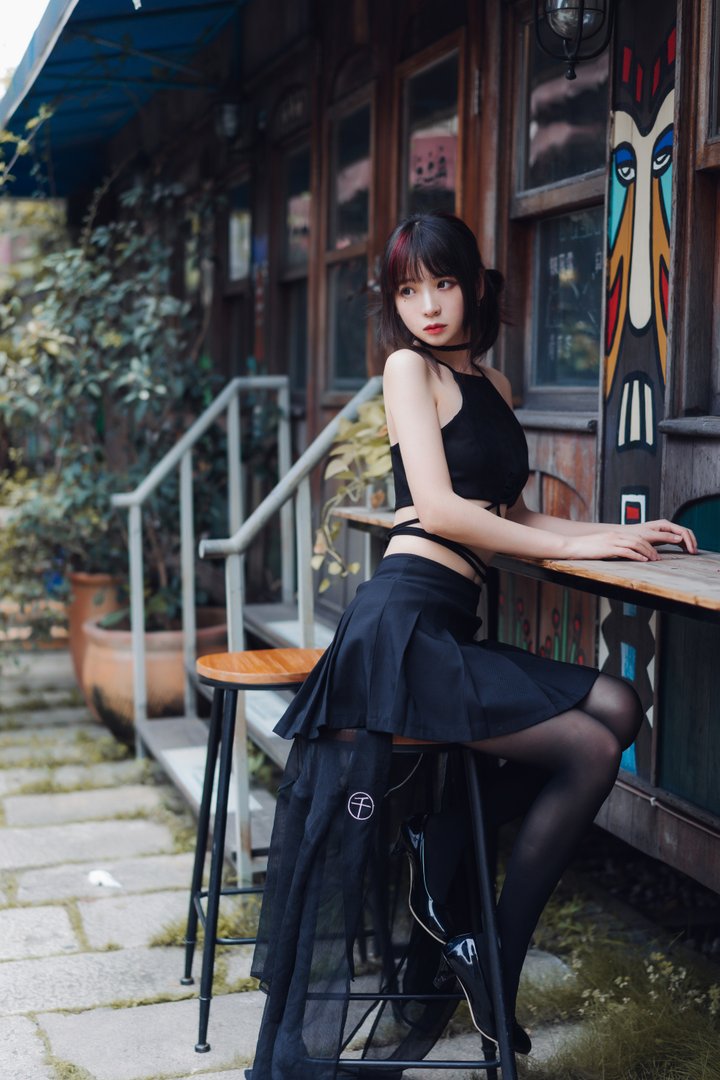 疯猫丨138 - NO.014 叛逆青春少女 [46P-409.15MB]