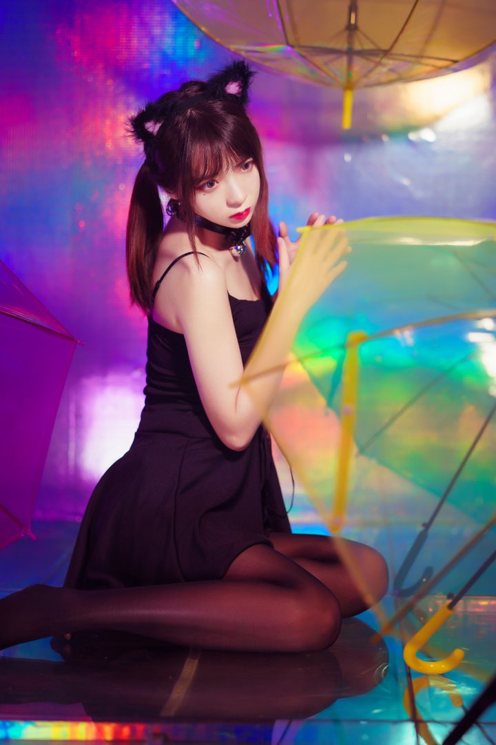 疯猫丨138 - NO.017 丝袜狂想曲(光) [34P-361.18MB]