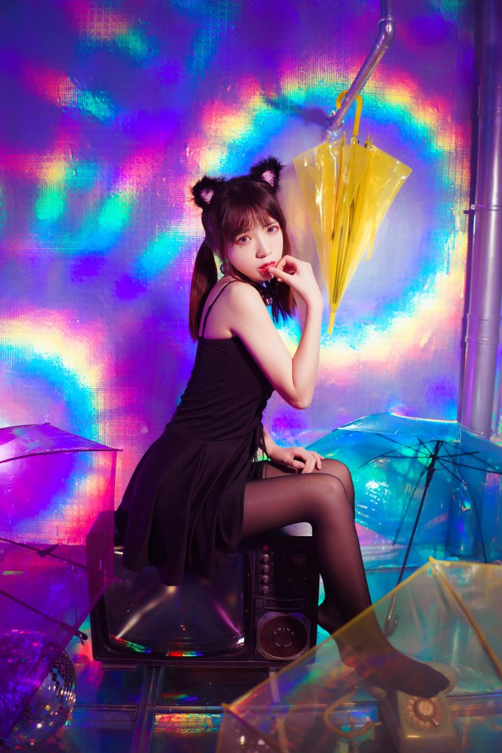 疯猫丨138 - NO.017 丝袜狂想曲(光) [34P-361.18MB]