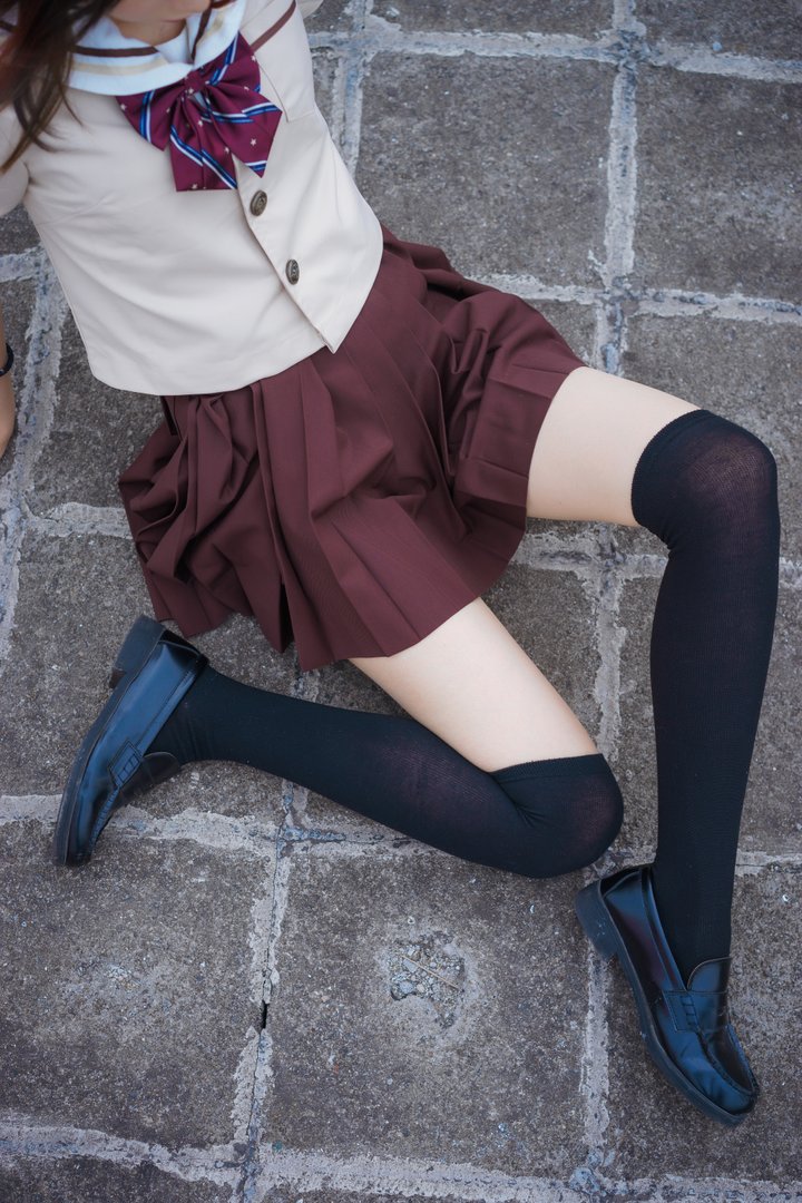 疯猫丨138 - NO.018 丝袜狂想曲(伞) [42P-572.68MB]