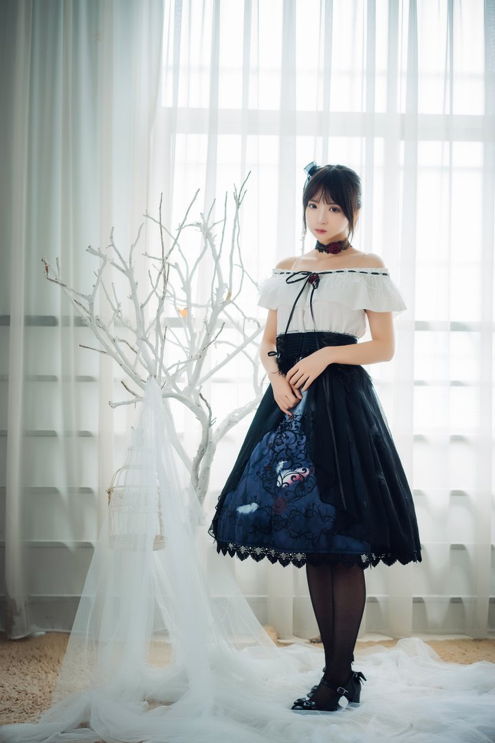 疯猫丨138 - NO.021 小裙子 [22P-177MB]