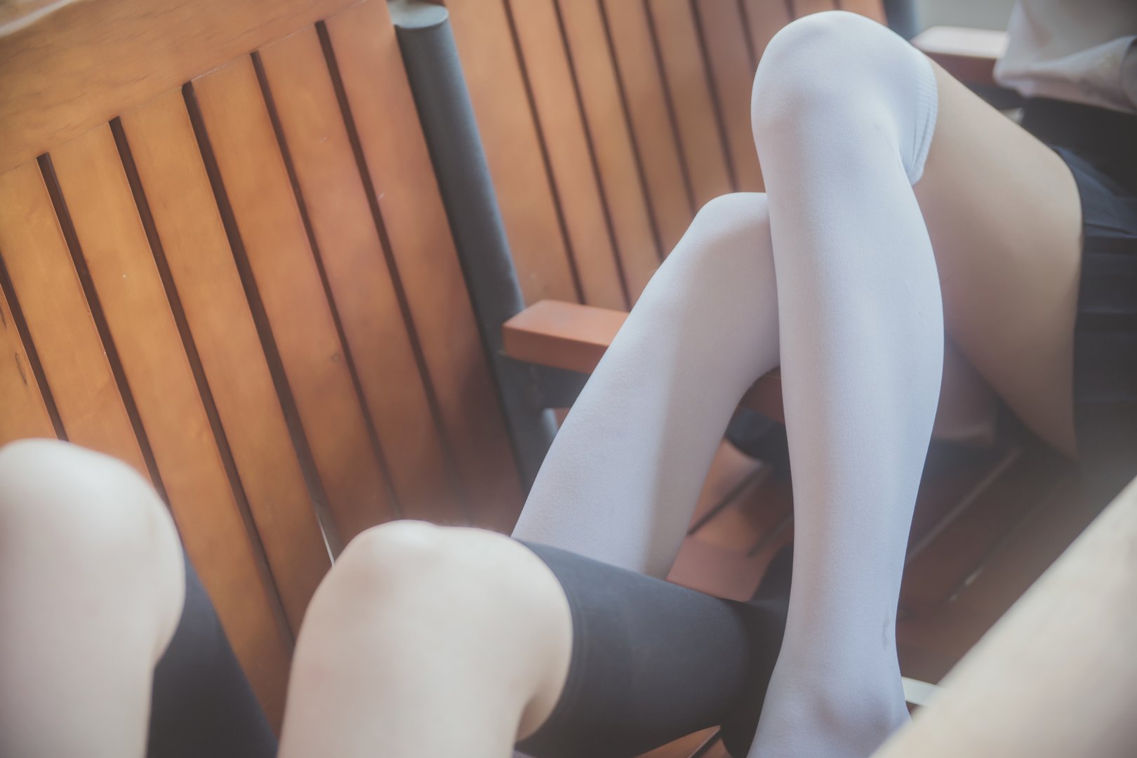 疯猫丨138 - NO.022 桜桃喵&疯猫ss_JK百合1 [43P-325MB]